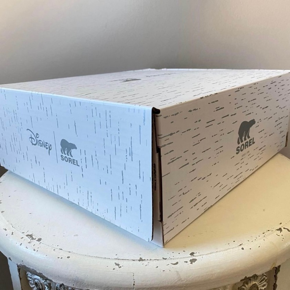 NEW - Sorel Disney Frozen Elsa Flurry Snow Boots Big Kids Size 5 (women’s sz 7) - Picture 9 of 9